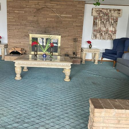 Western Skies Motel Clarendon Екстериор снимка