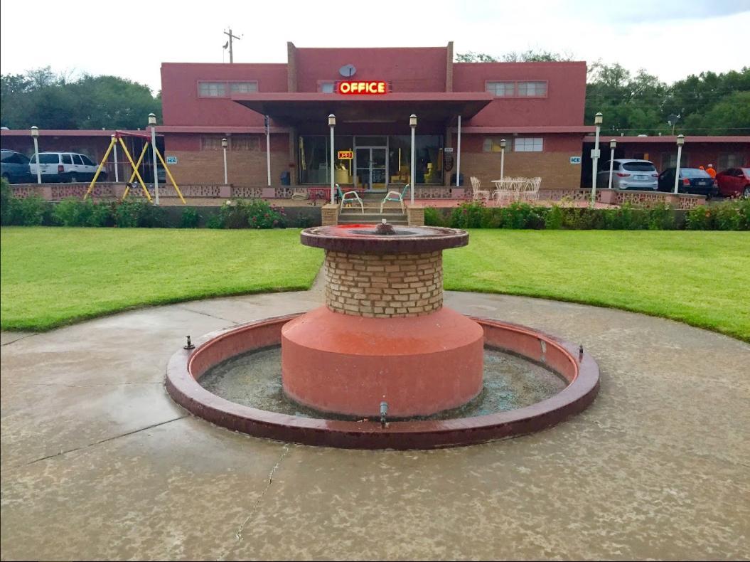 Western Skies Motel Clarendon Екстериор снимка